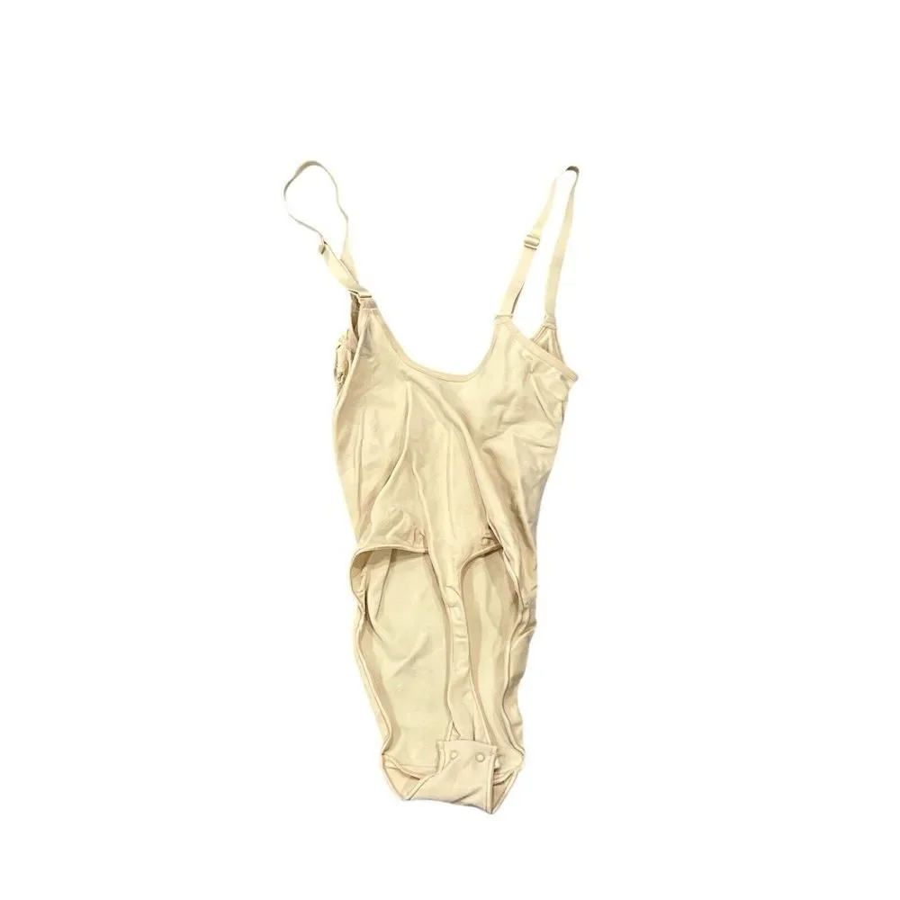 Skims Seamless Sculpt Thong Bodysuit Nude Women's‎ Medium NWOT